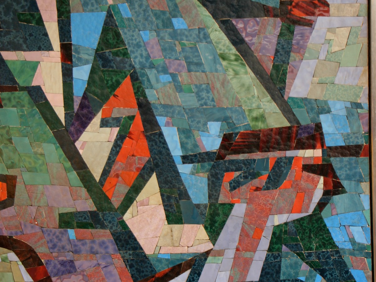 Station Tilburg: Ravenna aan het&nbsp;spoor.