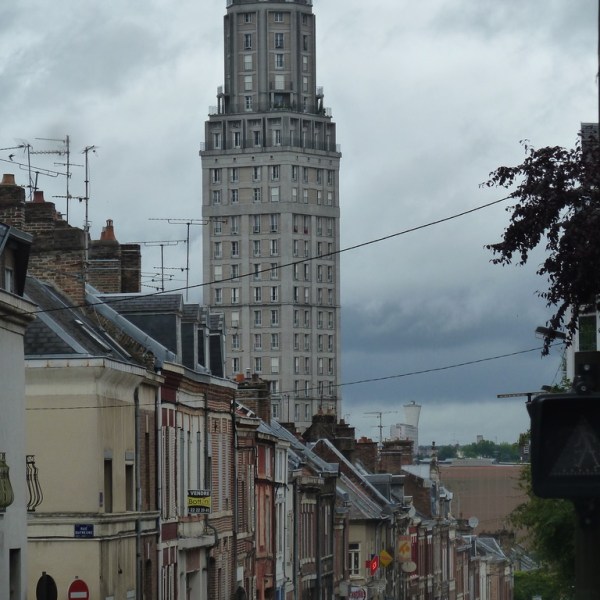 Le tour Perret in Amiens: Hoogmoed in de&nbsp;provincie