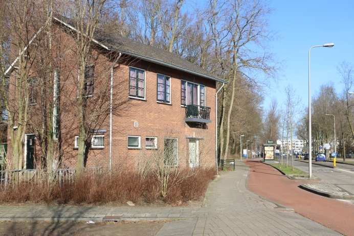 Badhuis woonschool Anthonieplein -Loevenhoutsedijk Utrecht-gemeentelijk monument