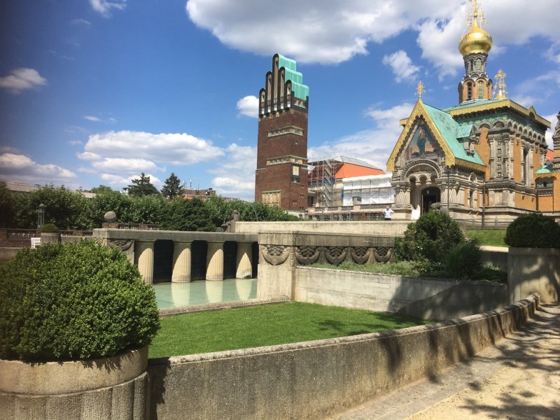 Mathildenhöhe in Darmstadt. Een Pompeii van het Fin de&nbsp;Siècle