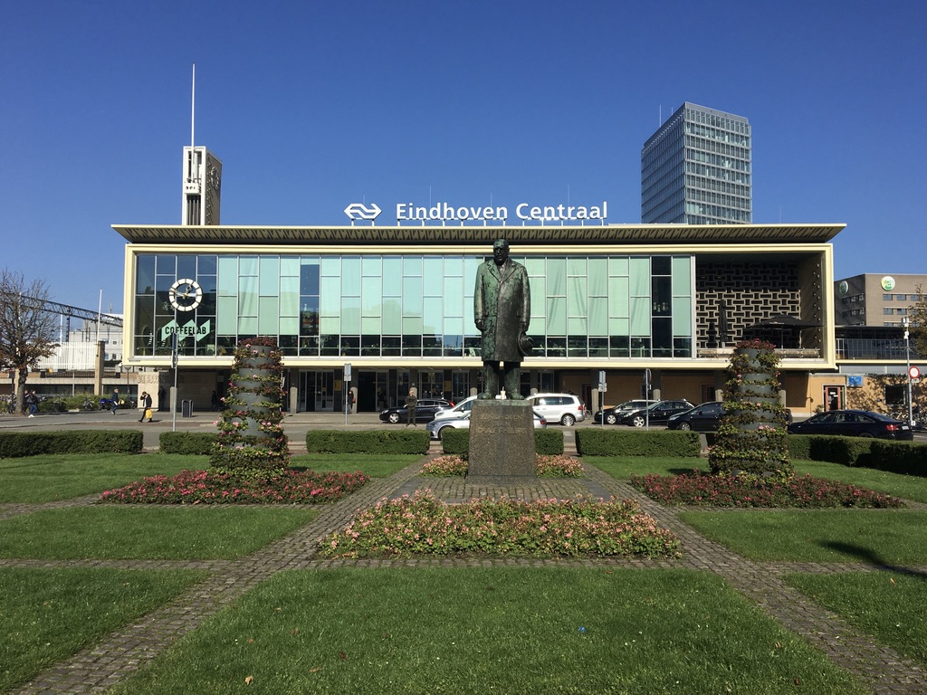 Station Eindhoven. Wederopbouwmonument. Koen van der Gaast.