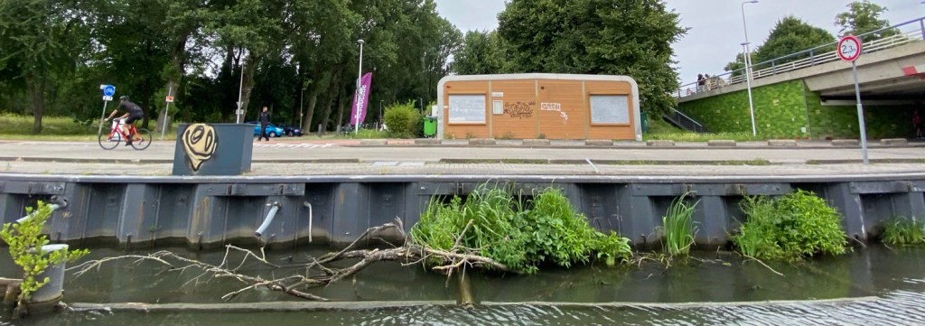 Priklocatie rode brug utrecht,