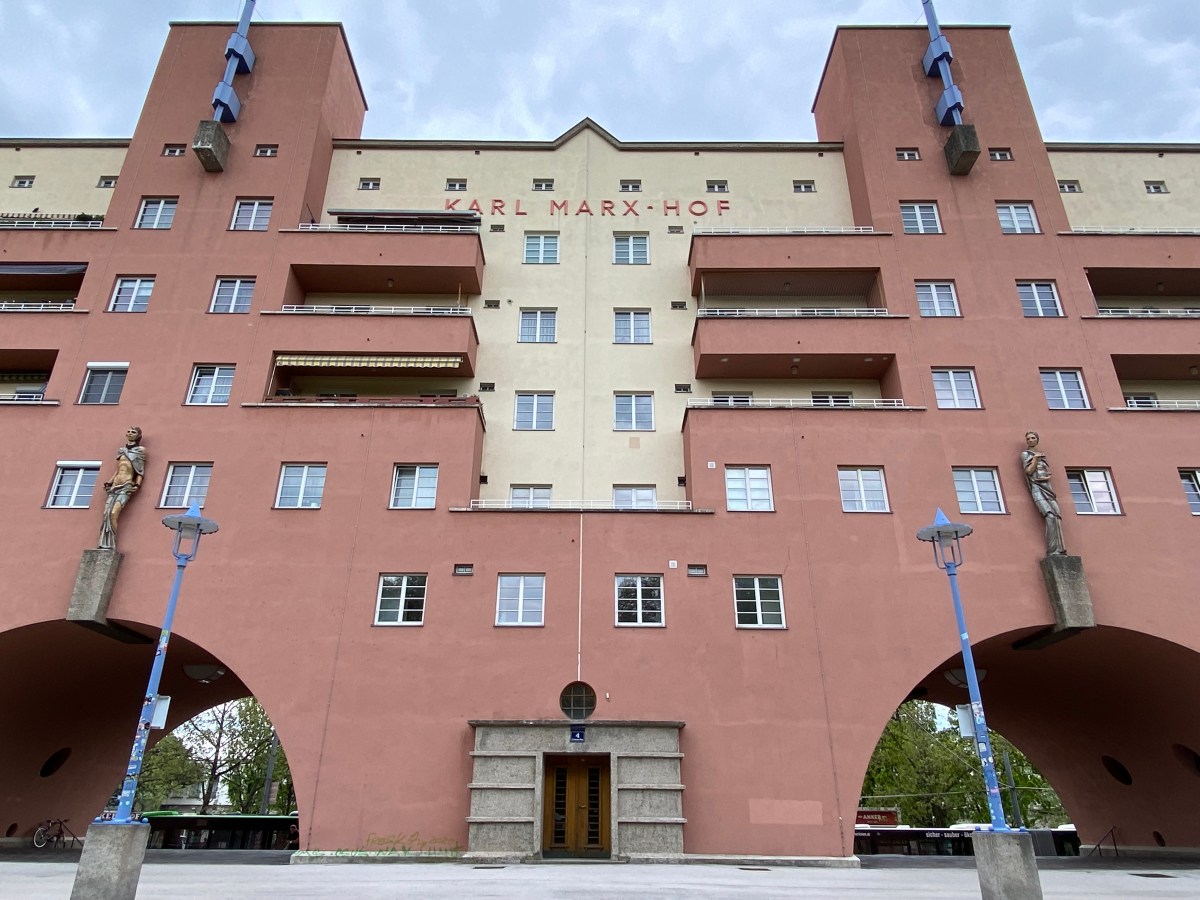 De Karl Marx Hof in Wenen.  De icoon van Rotes&nbsp;Wien.