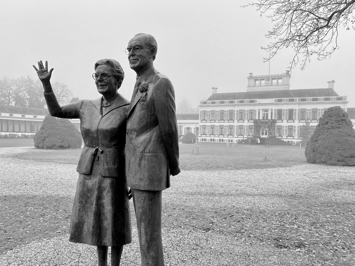 Paleis Soestdijk. Het defilé en andere&nbsp;dingen.